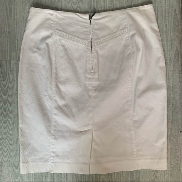 Jacob White Pencil Skirt - Picture 3 of 7